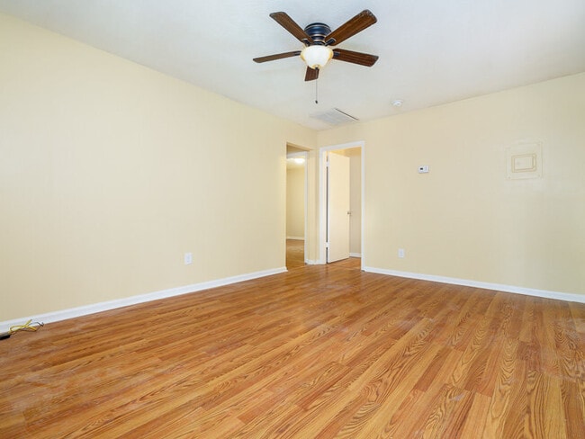 property at 1346 Miller Reed Ave SE