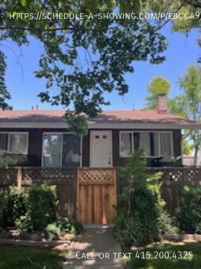 property at 4735 Amber Ln