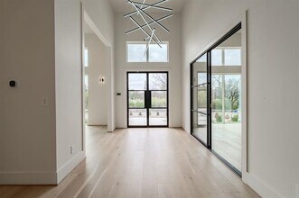 11314 Hillcrest Rd in Dallas, TX - Building Photo - Building Photo