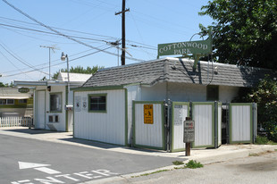 Cottonwood Mobile Home Park Apartments