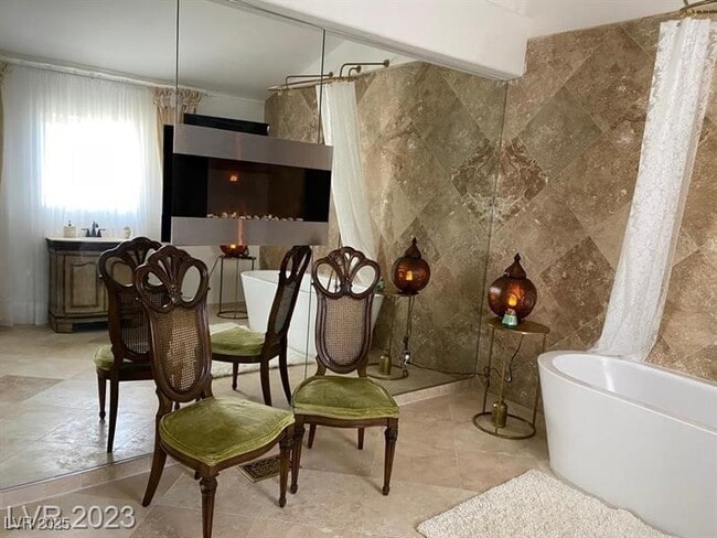 property at 2765 Rainer Ct