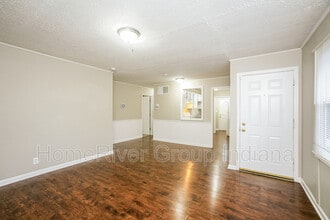 7373 Twin Beech Dr in Lawrence, IN - Building Photo - Building Photo