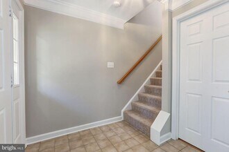 441 Leaning Oak St in Gaithersburg, MD - Building Photo - Building Photo