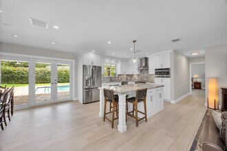 8100 SW 107th St in Miami, FL - Building Photo - Building Photo