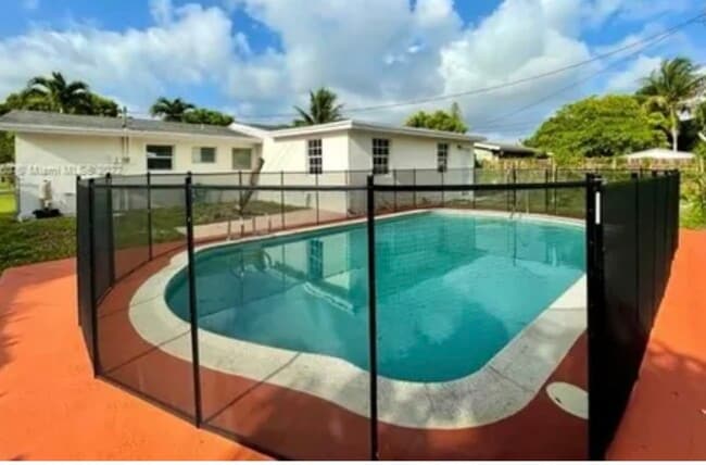 property at 961 NW 200th St