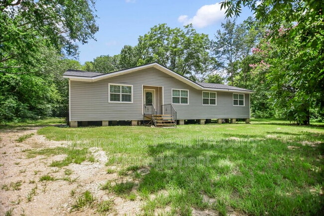 175 Weeks St in Lufkin, TX - Building Photo - Building Photo