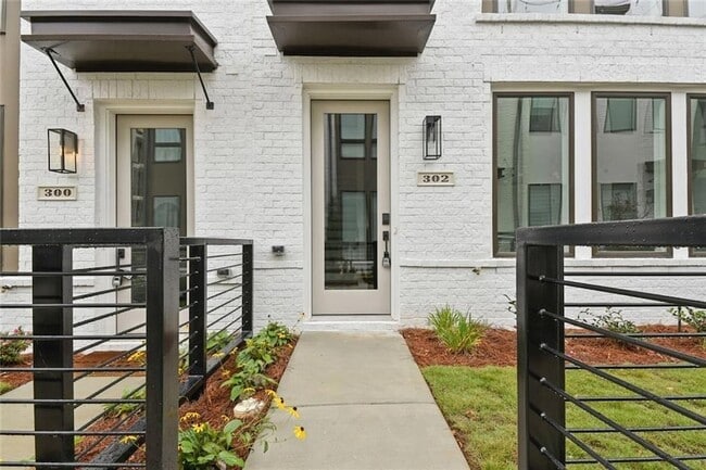 302 Gibson St SE in Atlanta, GA - Building Photo - Building Photo