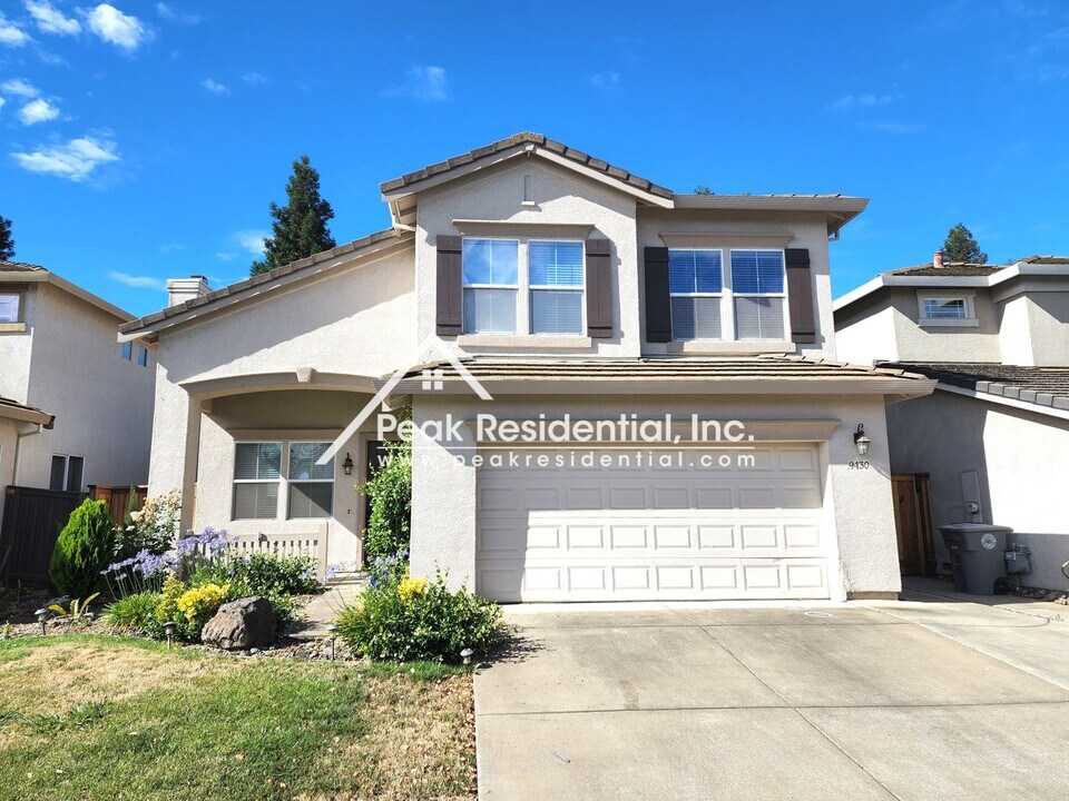 9430 Oakley Way in Elk Grove, CA - Building Photo