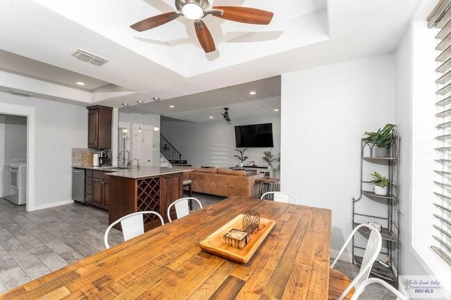 9 Harbor Point, Unit N/A-1628 in Laguna Vista, TX - Building Photo - Building Photo