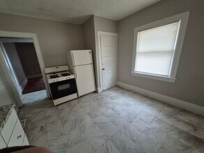 1107-1109-1109 S Clinton Ave in Rochester, NY - Building Photo - Building Photo