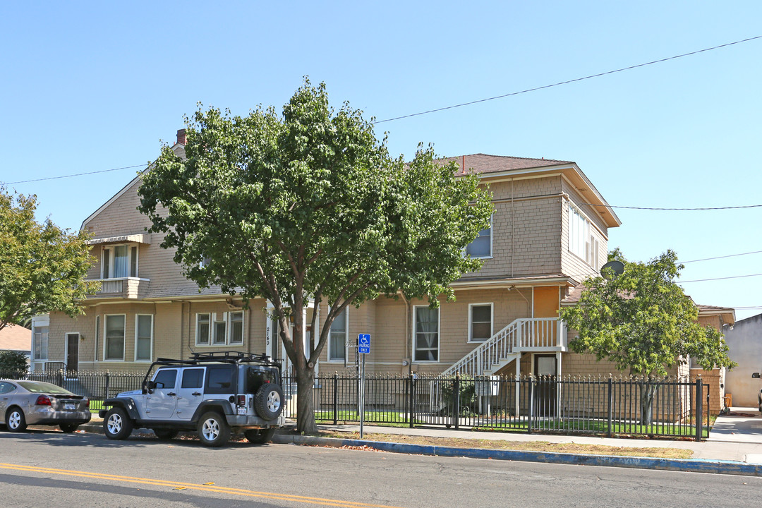 L Street Residence in Fresno, CA - Building Photo