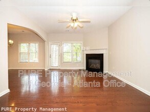 5905 Oakbrook Lake Ct in Norcross, GA - Building Photo - Building Photo