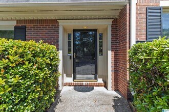 22 Ashford Cir in Birmingham, AL - Building Photo - Building Photo