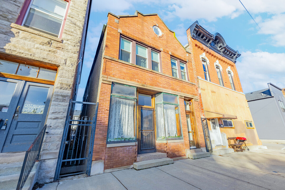 1826 S Carpenter St in Chicago, IL - Building Photo