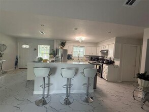 968 Red Town Rd in Elgin, TX - Building Photo - Building Photo