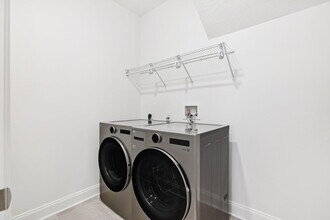 65 Laurel Oaks Dr in Freeport, FL - Building Photo - Building Photo