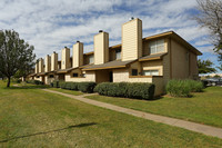 Hemingway House Apartments photo'