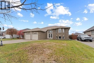 1725 Askin Ave in Windsor, ON - Building Photo - Building Photo