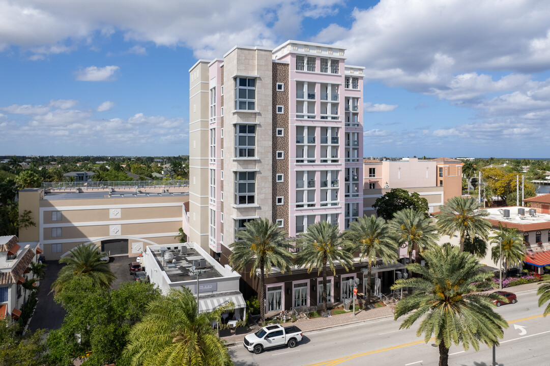 5 Palms Boca Raton in Boca Raton, FL - Building Photo