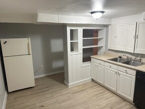 2025 Emporia St-Unit -B in Aurora, CO - Building Photo - Building Photo