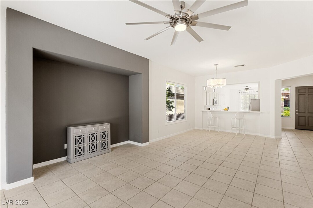 29 Gladewater Dr in Henderson, NV - Building Photo