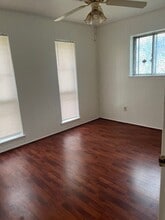 10923 Concho St in Houston, TX - Building Photo - Building Photo