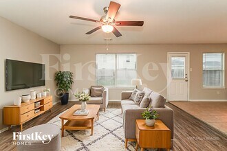 2026 Cold River Dr in Humble, TX - Foto de edificio - Building Photo