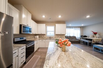 13864 Kaylemore Trl in Rosemount, MN - Building Photo - Building Photo