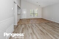 192 Chase Woods Cir photo'