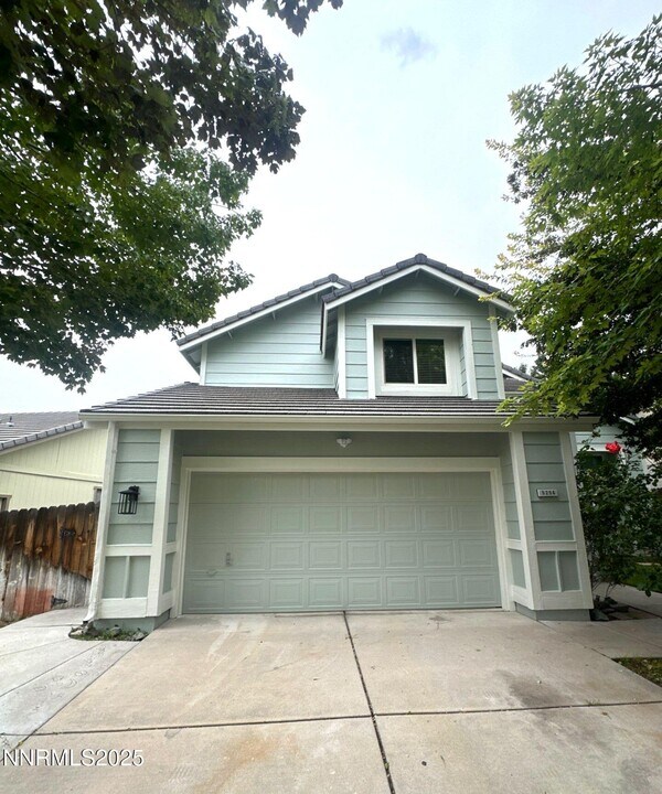 5256 Santa Lupe Ave in Sparks, NV - Building Photo