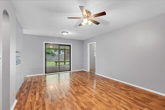 1306 Brookfield Ln in Derby, KS - Building Photo - Building Photo