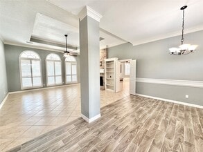 14515 Muirfield Ln in Houston, TX - Foto de edificio - Building Photo