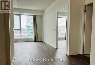 55 Duke St W in Kitchener, ON - Building Photo - Building Photo