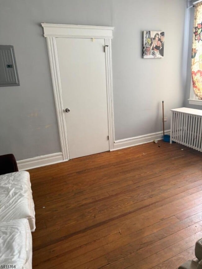 553 N 9th St in Newark, NJ - Building Photo - Building Photo