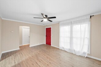 4036 Valentine St in Fort Worth, TX - Building Photo - Building Photo