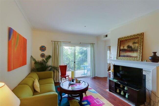 6000 Shepherd Mountain Cove in Austin, TX - Foto de edificio - Building Photo