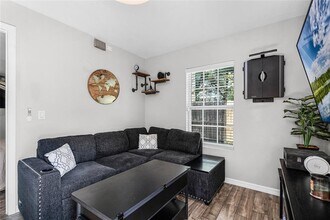 1911 Canton St in Orlando, FL - Building Photo - Building Photo