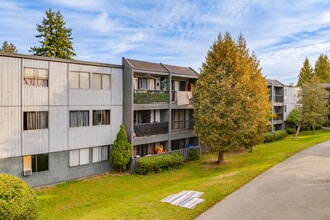 Imperial Parkside in Surrey, BC - Building Photo - Building Photo