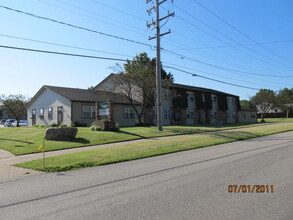 The Meadows in North East, PA - Building Photo - Building Photo