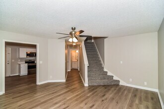 2728 Painted Pony Dr in Murfreesboro, TN - Foto de edificio - Building Photo