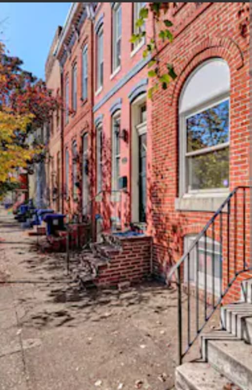 property at 921 Washington Blvd