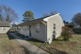 The Kelly Avenue Flats in Hampton, VA - Building Photo - Building Photo