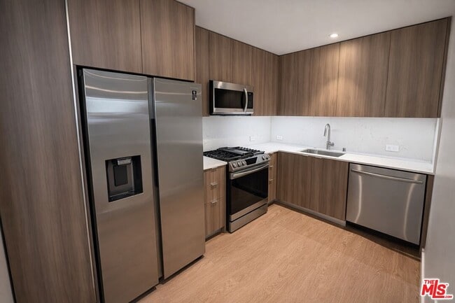 1433 Euclid St in Santa Monica, CA - Building Photo - Building Photo