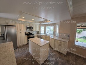 1745 N Pheasant St in Anaheim, CA - Building Photo - Building Photo