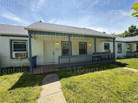 857 N Glendale Ave in Wichita, KS - Building Photo