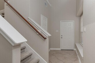 11 Scenic Brook Ct in Spring, TX - Building Photo - Building Photo