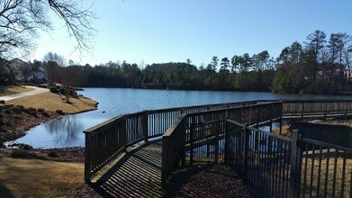 130 Brittingham Loop in Apex, NC - Building Photo - Building Photo