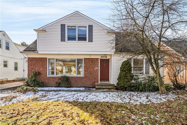 property at 21516 Halworth Rd