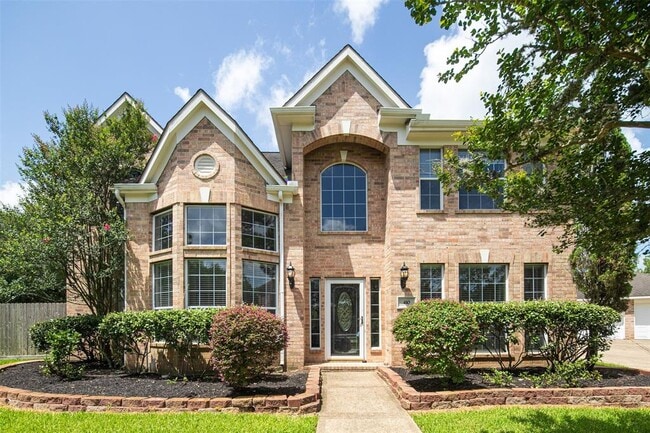 property at 410 Briar Glen Ct