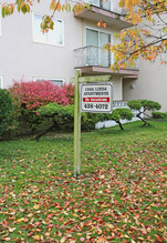 Casa Linda Apartments in Burnaby, BC - Building Photo - Building Photo